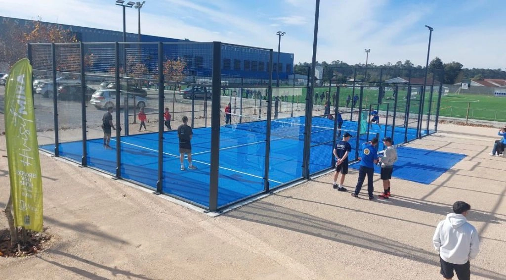 Campo de padel - Junta de Freguesia do Seixo